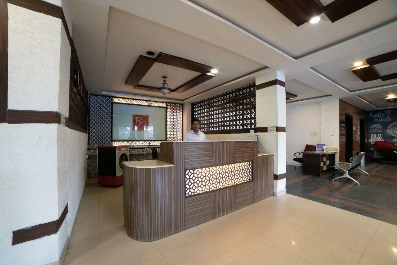 Hotel Super Townhouse Red Hills Lakdikapul Formerly Sitara Grand 3*