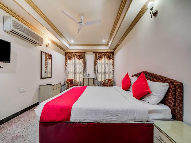 Hotel I K London Residency 3*