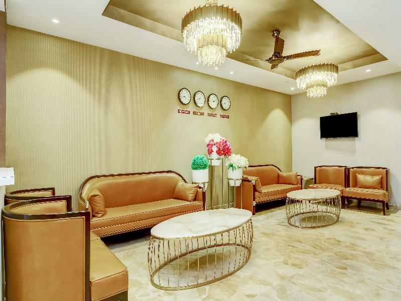 Hotel Capital O 28086 Sindhura Grand