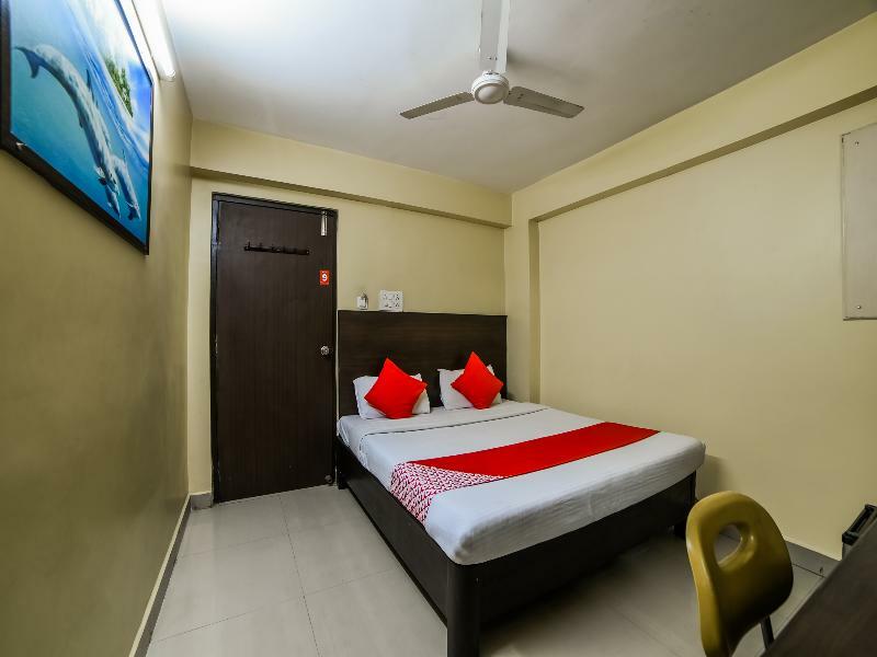 Hotel Oyo 2840 Kanha Grand Hyderabad