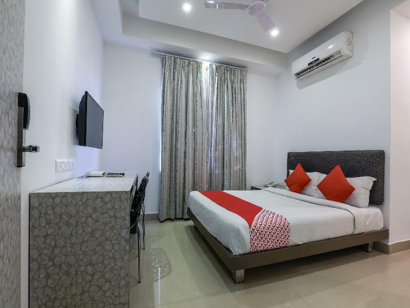 Oyo 14504 The Conclave Hotel Hyderabad