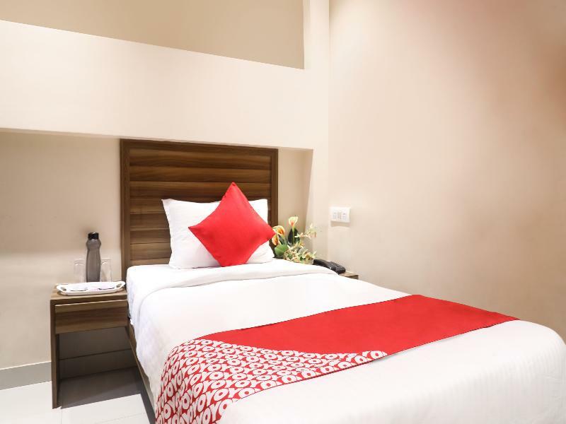 Super O Vaishnavi Hotel Hyderabad
