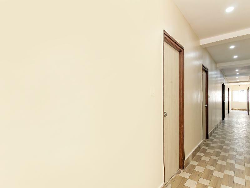 Hotel Oyo 29928 Sai Manikanta Residency