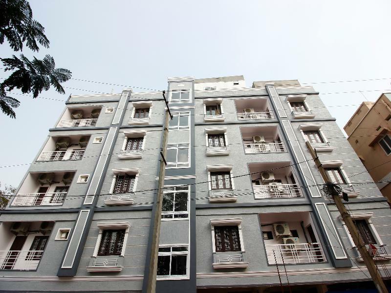 Hotel Oyo Silverkey 74581 Nallagandla Hyderabad