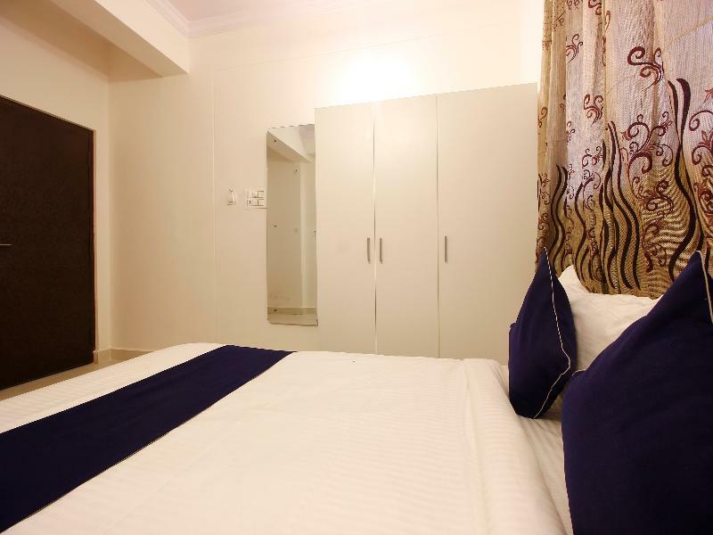 Hotel Oyo Silverkey 74581 Nallagandla