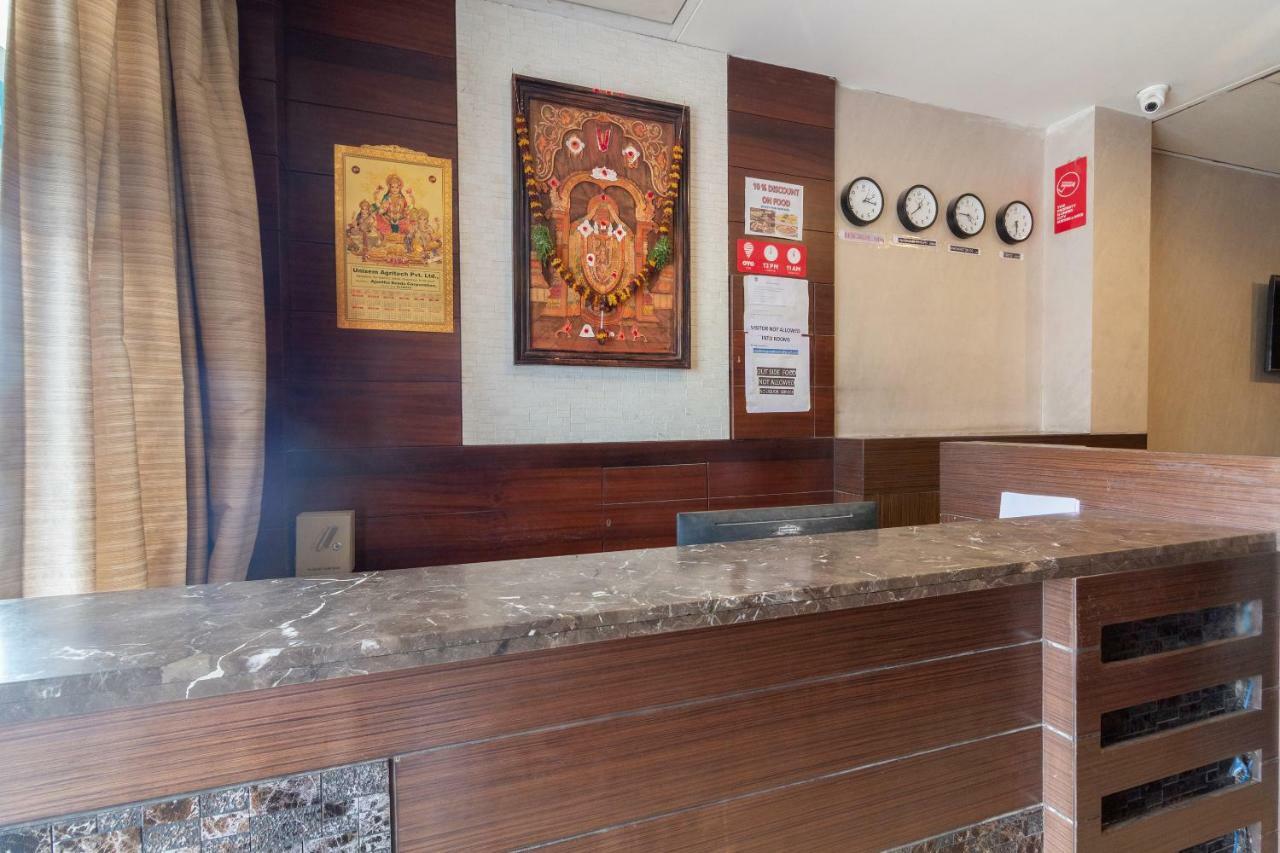 Oyo 11676 Nakshatra Grand Hotel