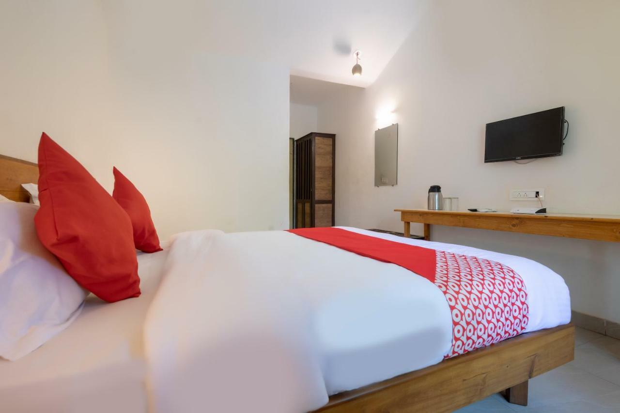 Oyo 47645 Sai Vinayak Boarding And Lodging Hotel Hyderabad