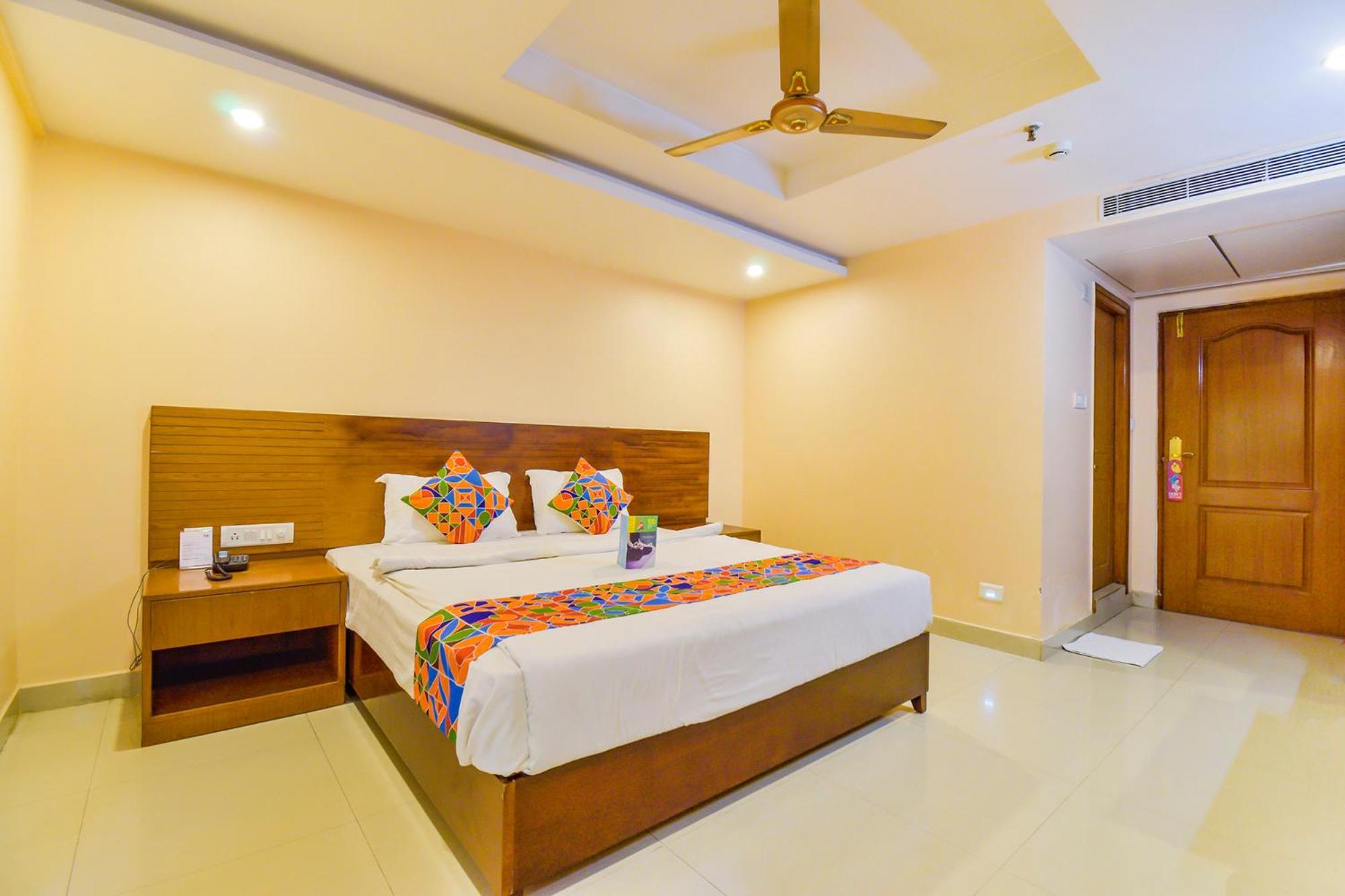 Fabexpress Deccan Heritage - Nr Iskon Temple , Abids