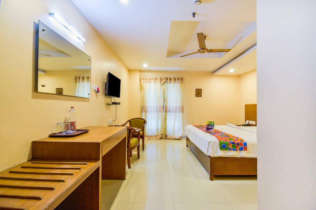 Hotel Fabexpress Deccan Heritage - Nr Iskon Temple , Abids 3*