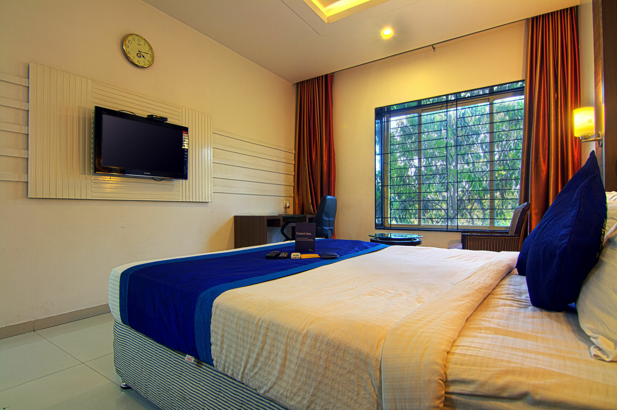 Hotel Fabhotel Tanisha Jubilee Hills