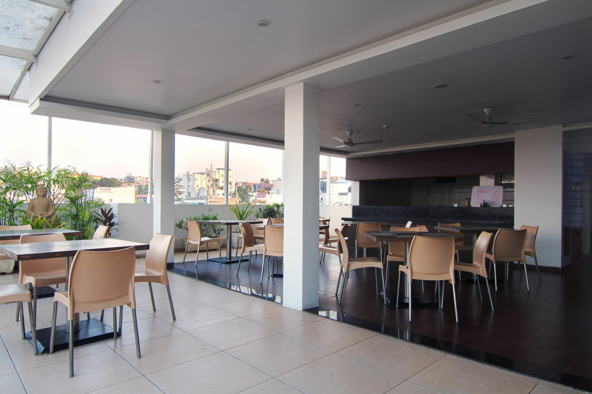 Fabhotel Tanisha Jubilee Hills Hotel 3*