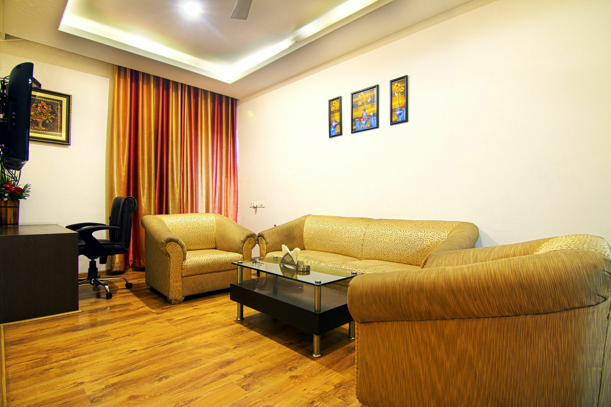Hotel Fabhotel Tanisha Jubilee Hills 3*