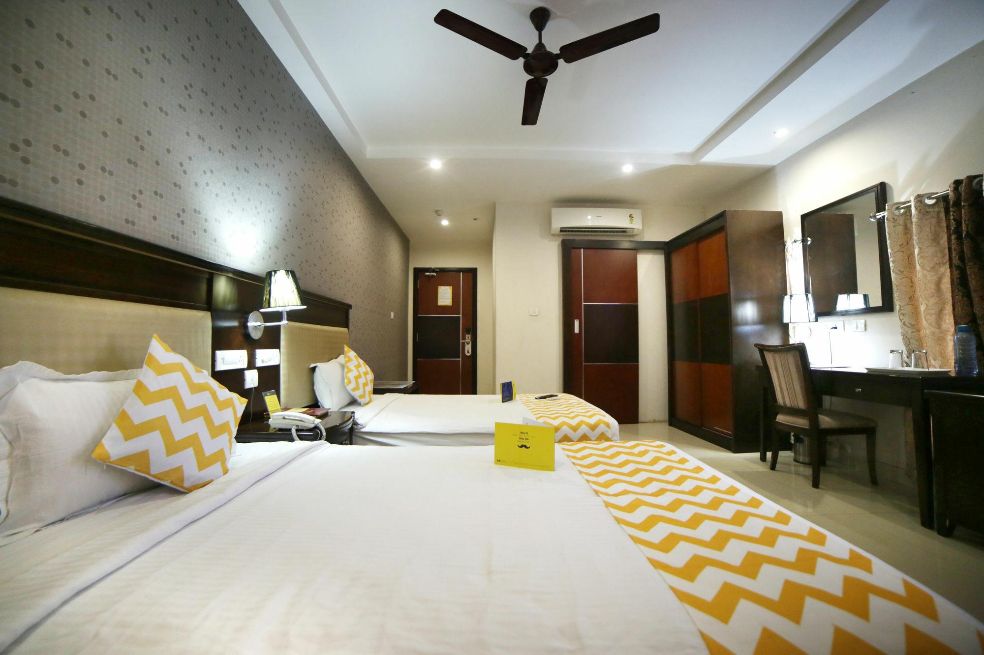 Hotel Fabhotel Majestica Hitec 3*