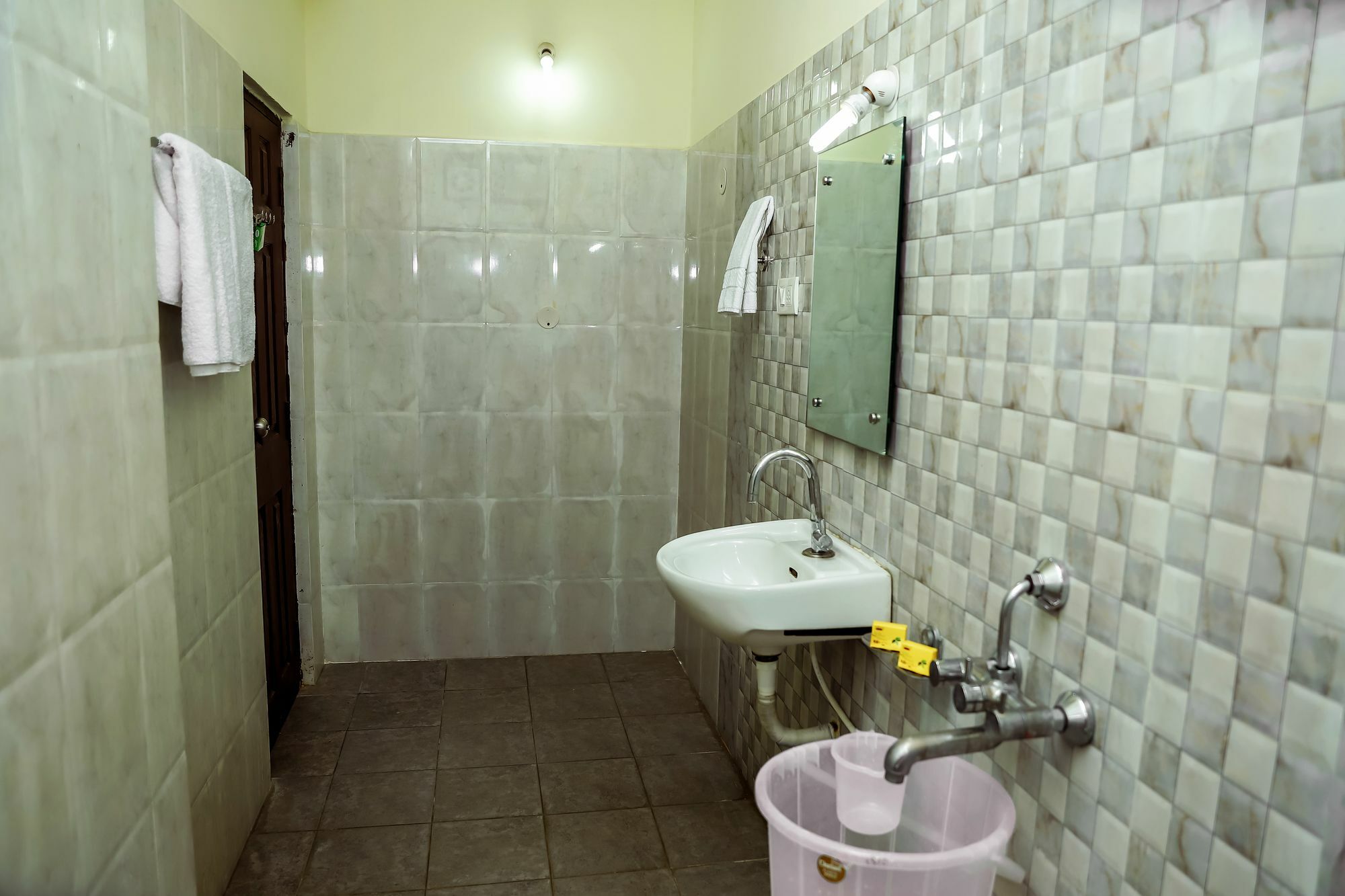 Fabhotel Ans Cyber Castle Hitech 3*