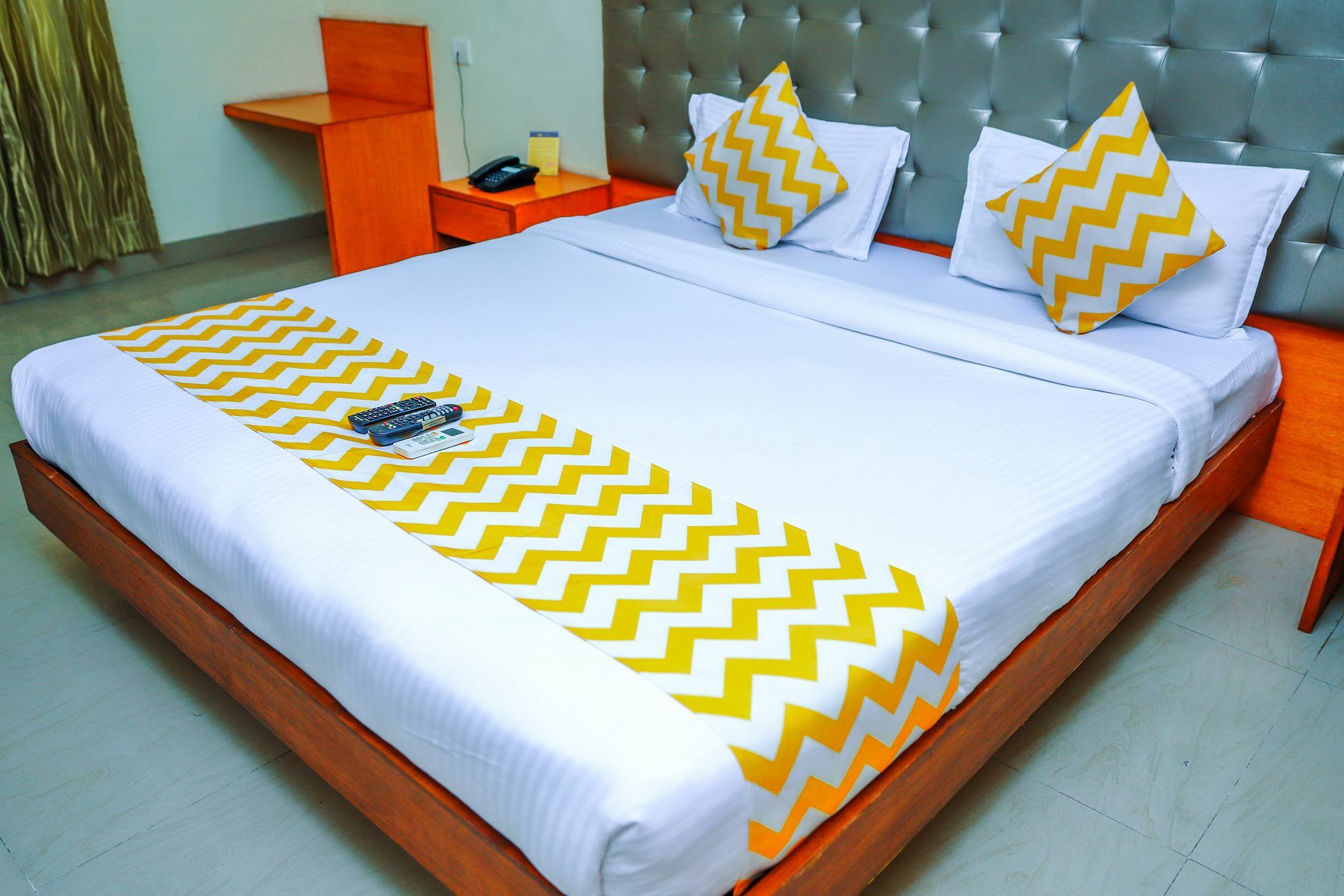 Fabhotel Ans Cyber Castle Hitech Hotel