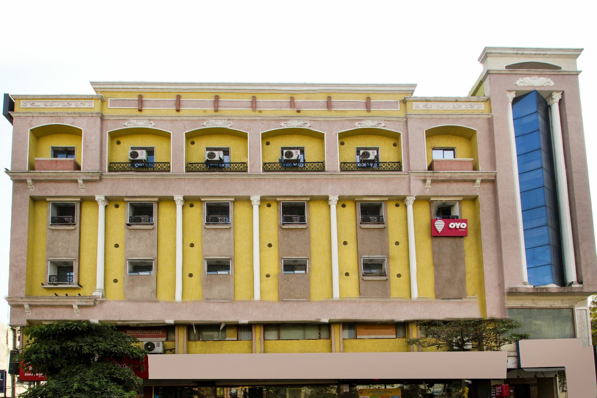 Flagship Balaji Residency Near Snow World Hotel 2*