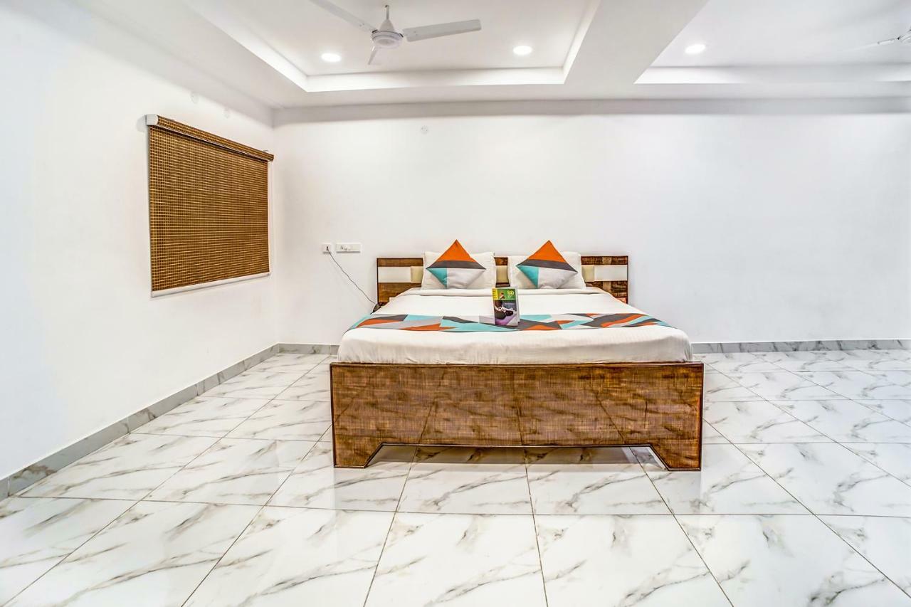 Fabexpress Adarsh Grand 3*