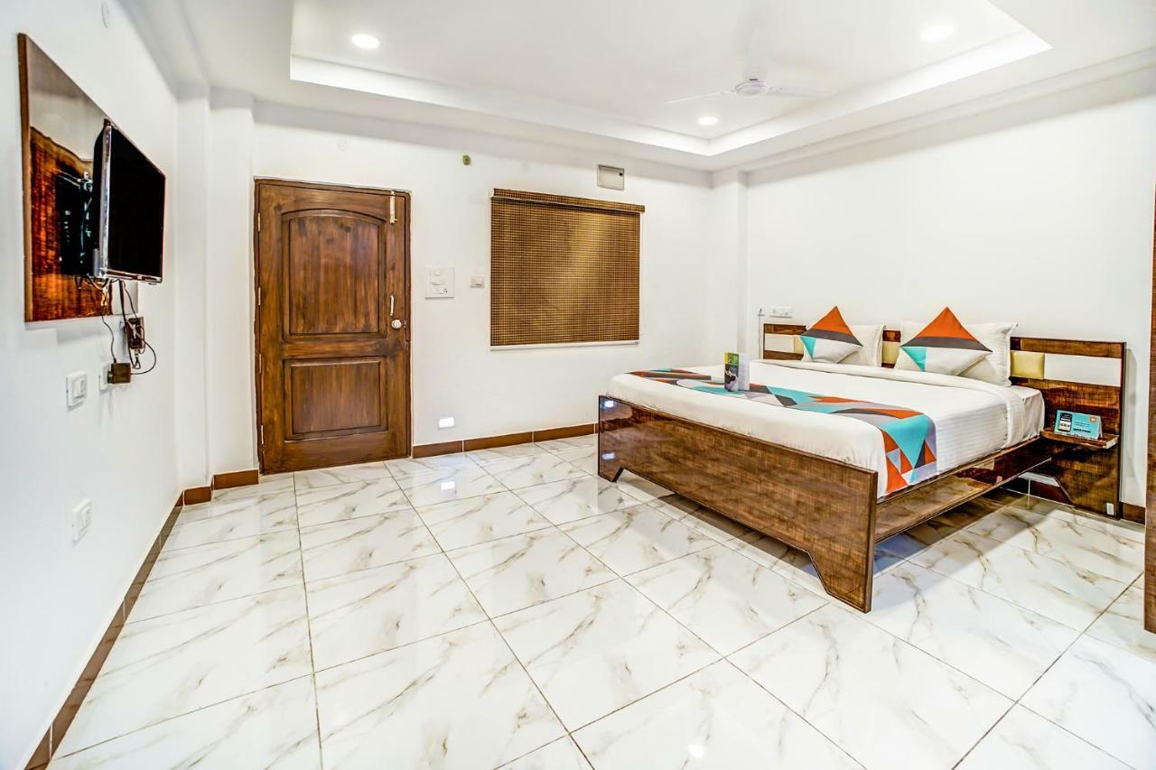 Fabexpress Adarsh Grand Hotel