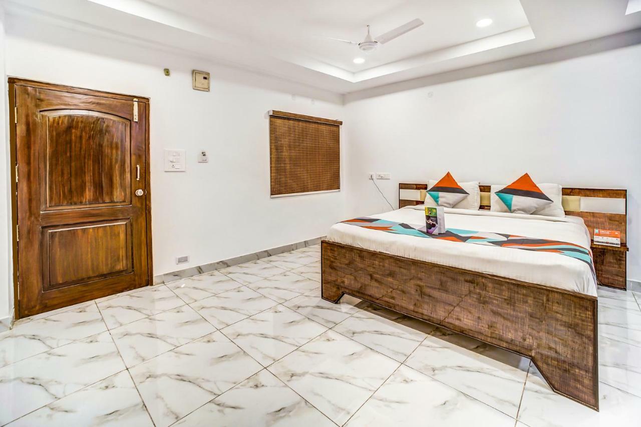 Hotel Fabexpress Adarsh Grand Hyderabad