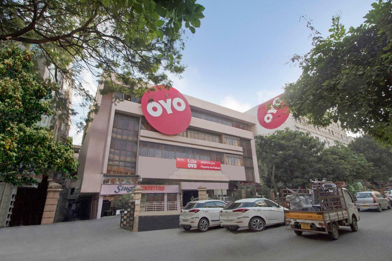Oyo 22412 Flagship Sai Prakash 3* Hyderabad