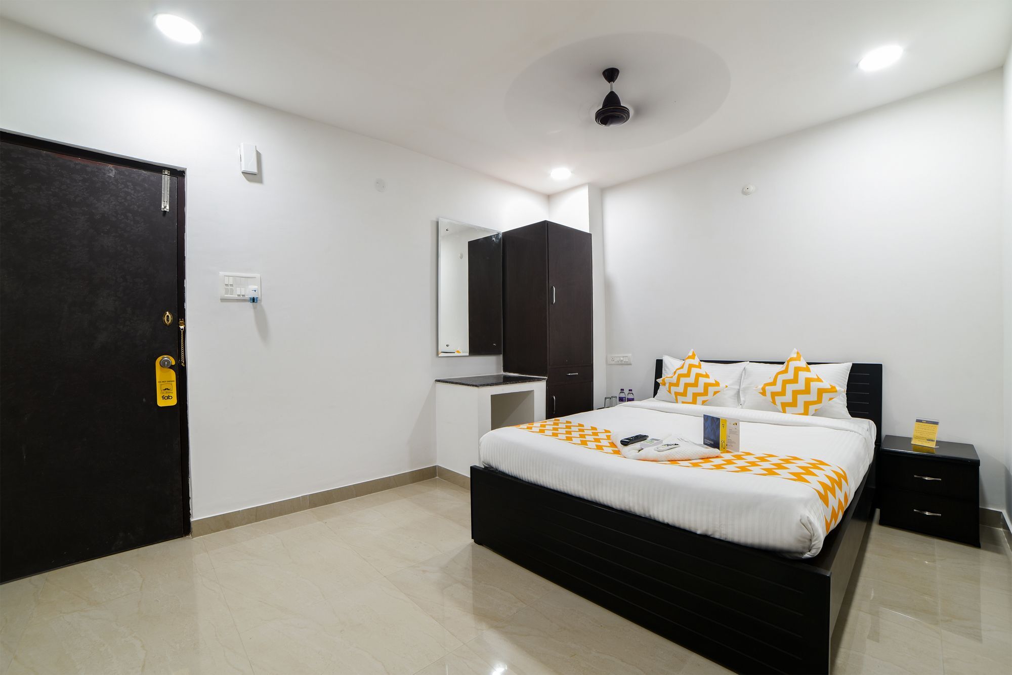 Fabhotel Royal Emirates Jubilee Hills Hyderabad