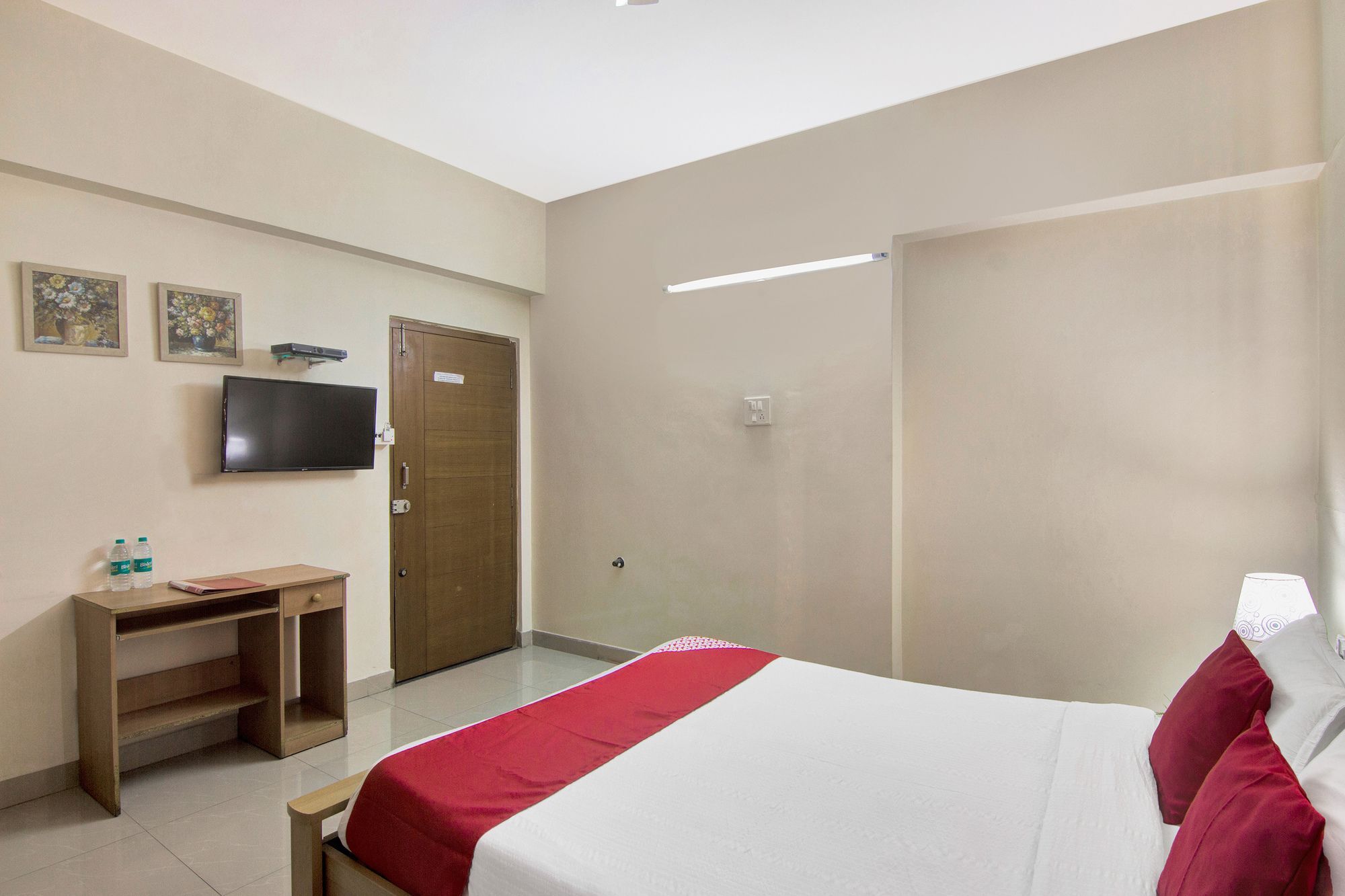 Oyo 44 Silverkey Madhapur Hotel 2*