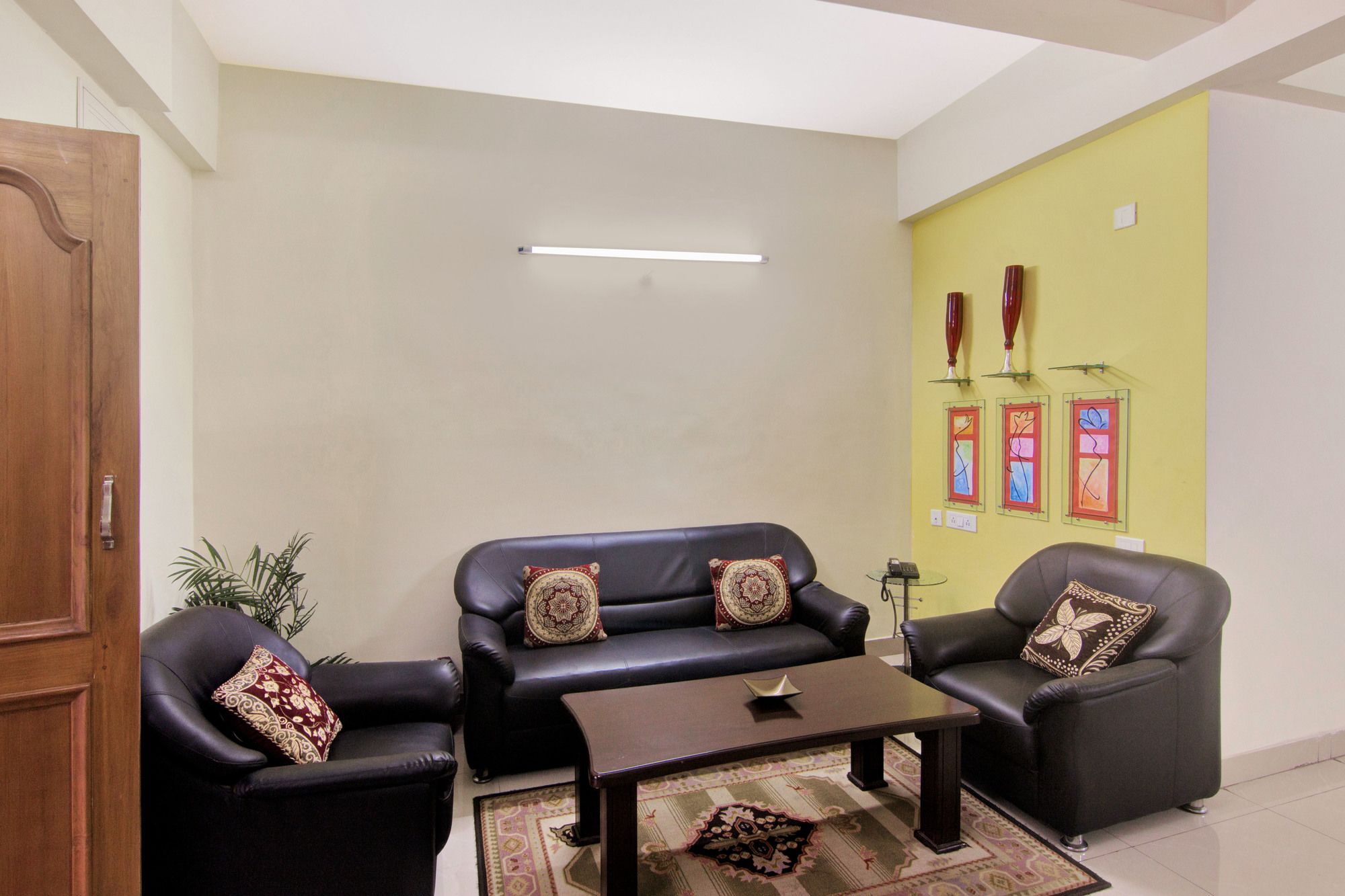 Oyo 44 Silverkey Madhapur 2* Hyderabad