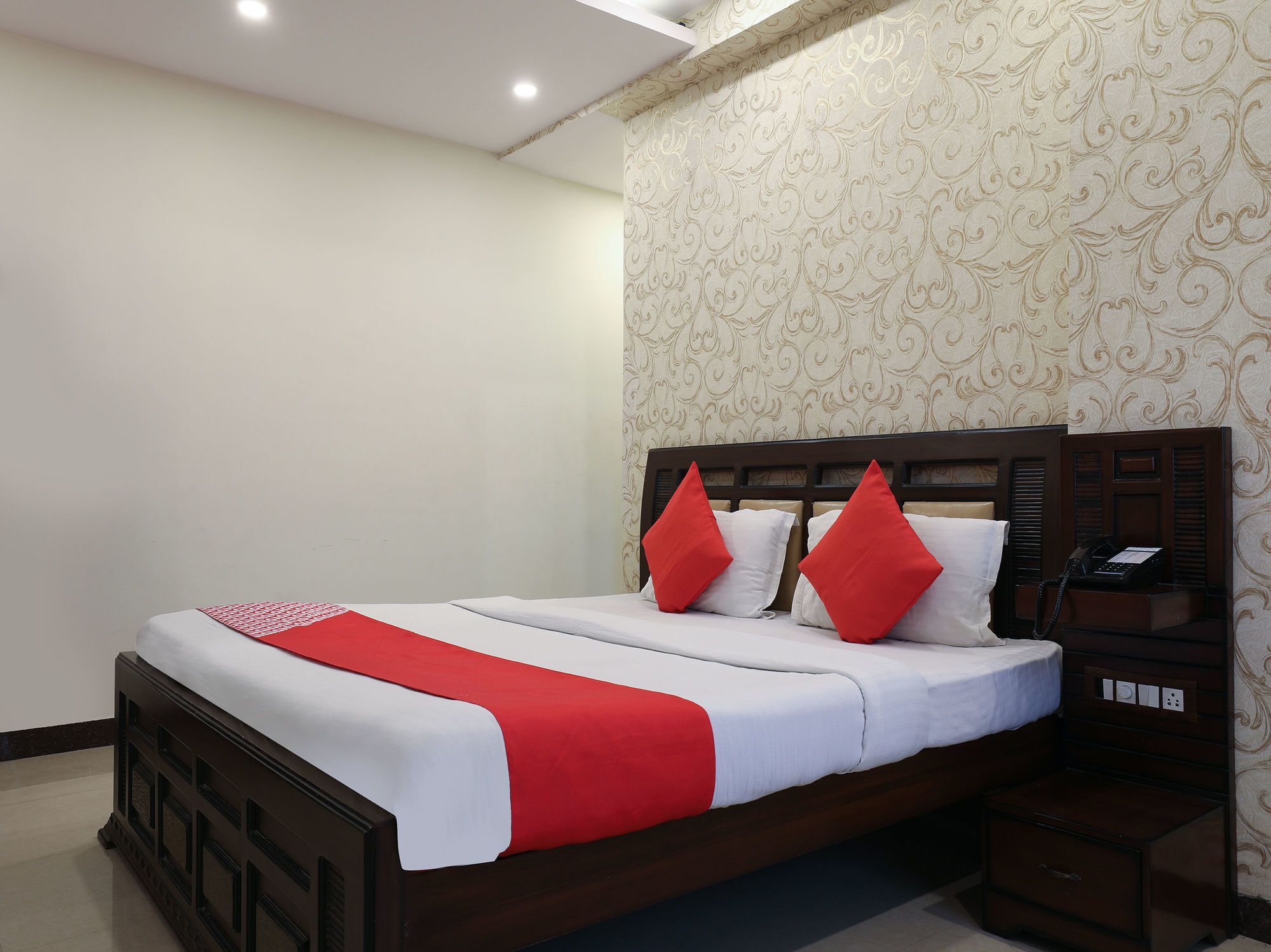 Hotel Oyo 16539 Grand Sandarshini Hyderabad