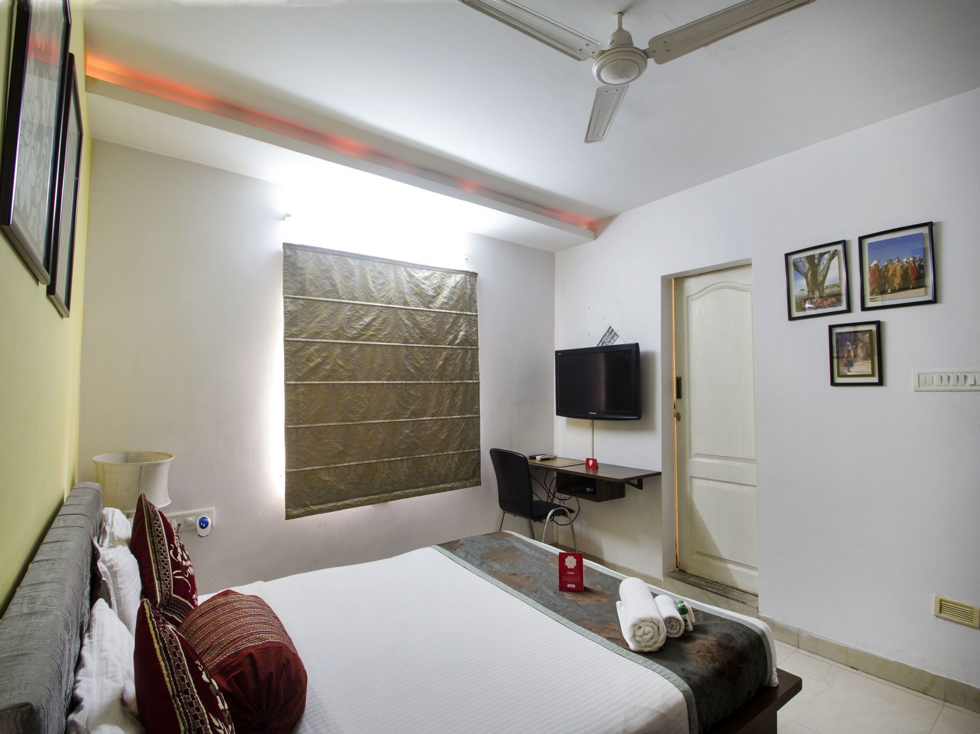 Hotel Oyo 7495 Manikonda 3*