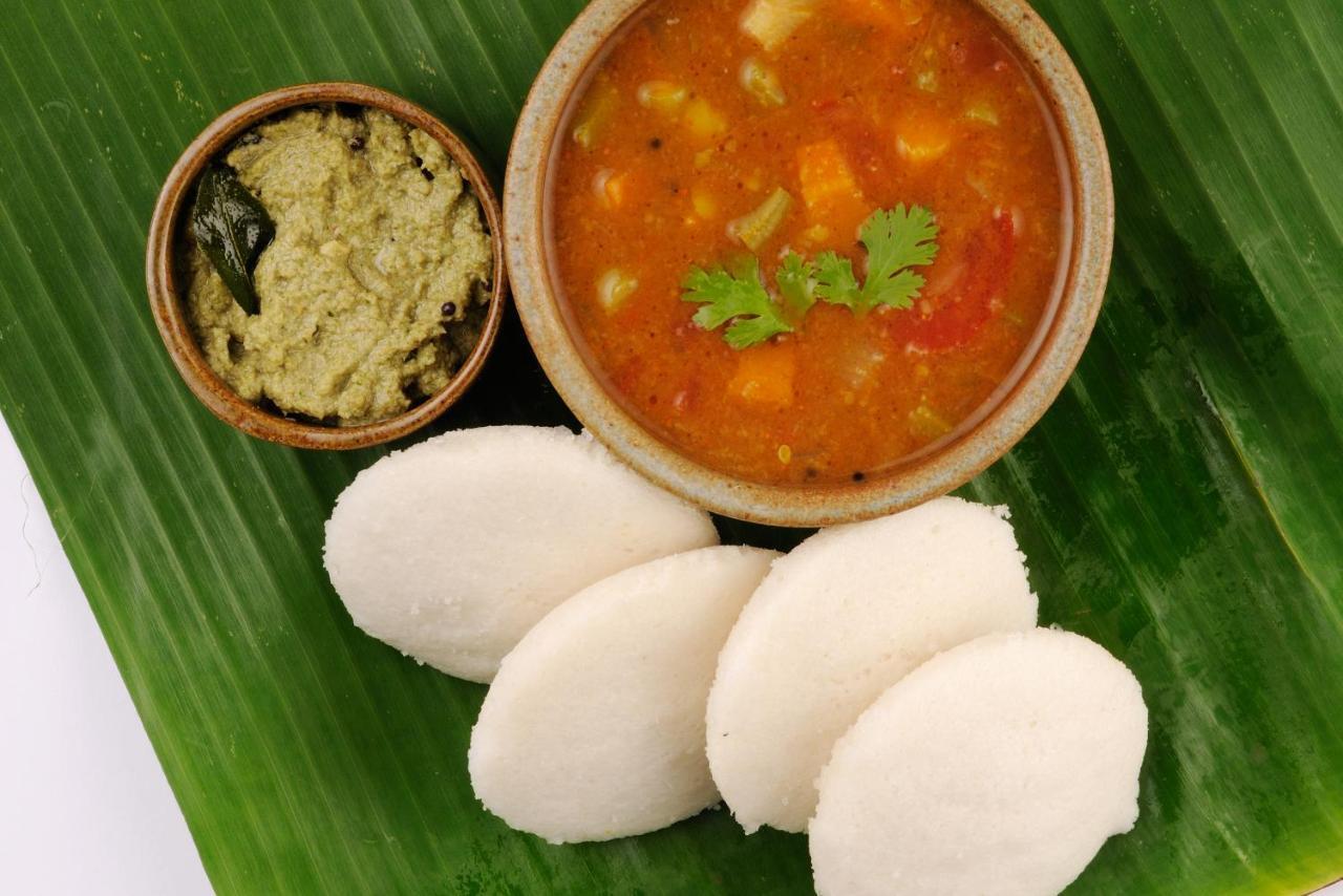 Hotel Oyo 14671 Sri Sai Regency Hyderabad