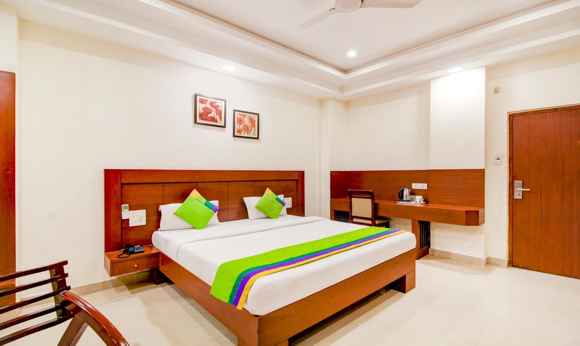 Hotel Treebo Trend Jp Plaza Nampally 3*