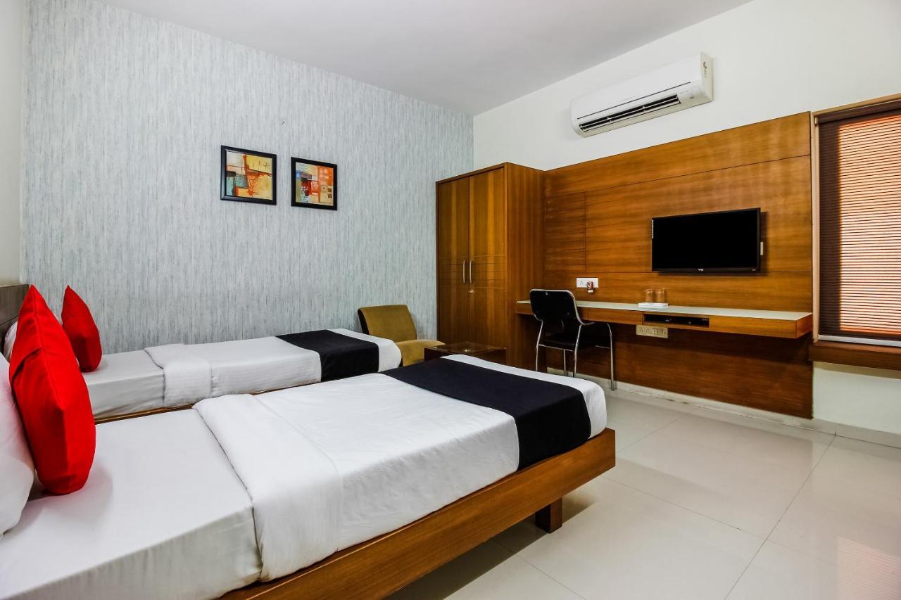 Oyo 14500 Hill View Hotel
