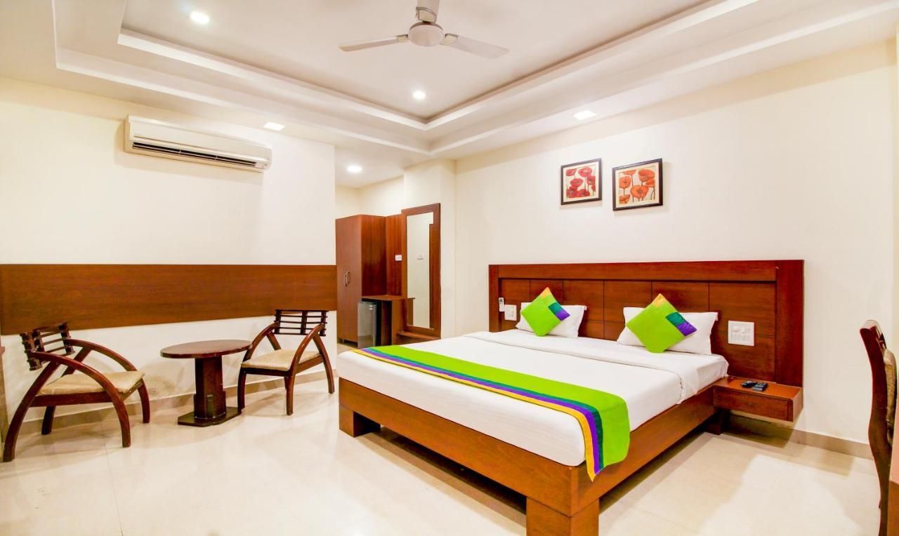 Treebo Trend Jp Plaza Nampally Hotel