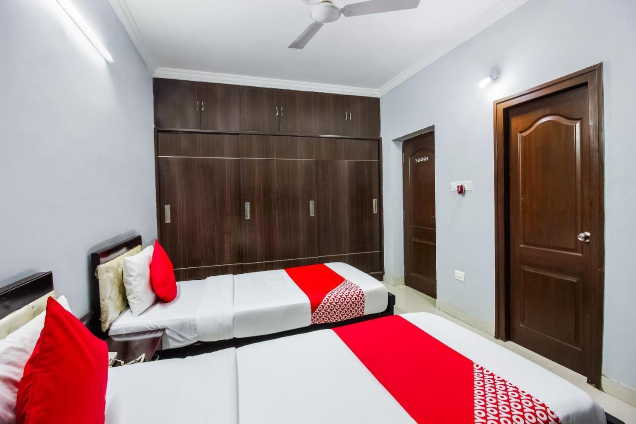 Oyo 14500 Yesmark Gachibowli Hotel 3*