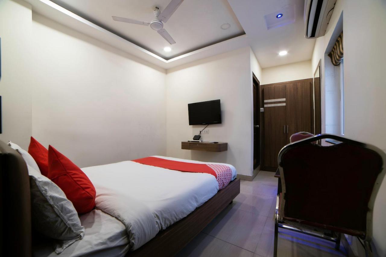 Oyo 66316 Highway Grand Residency 3* Hyderabad