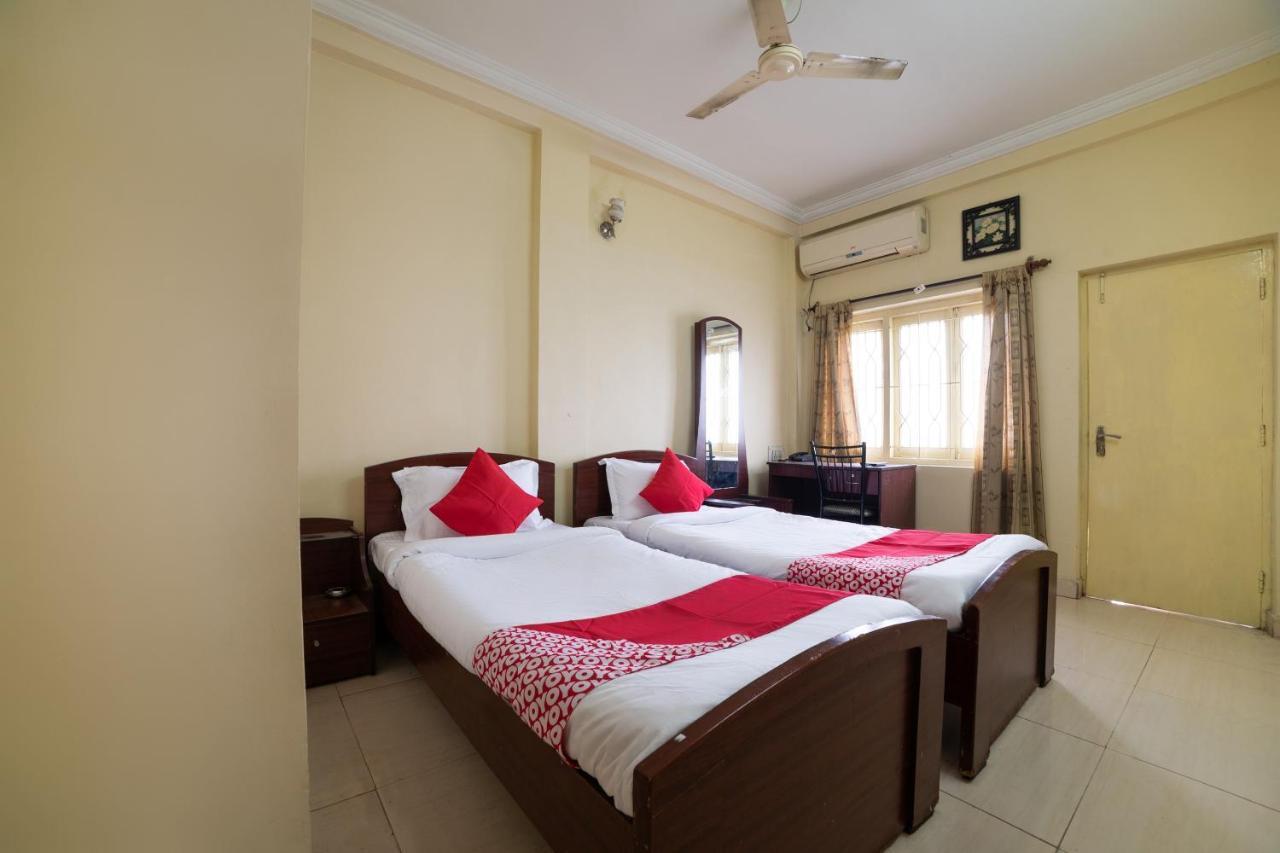 Oyo Th Hotel Hyderabad