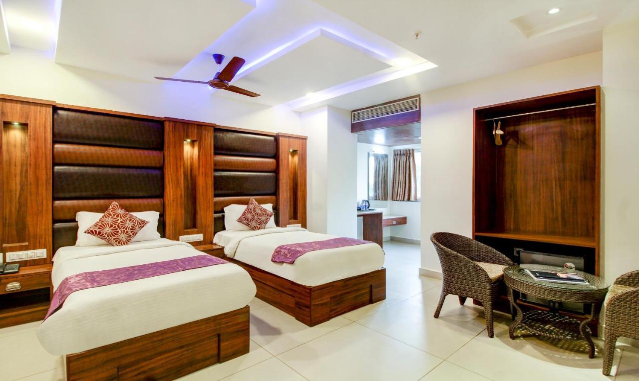 Hotel Treebo Tryst Tree Jubilee Hyderabad