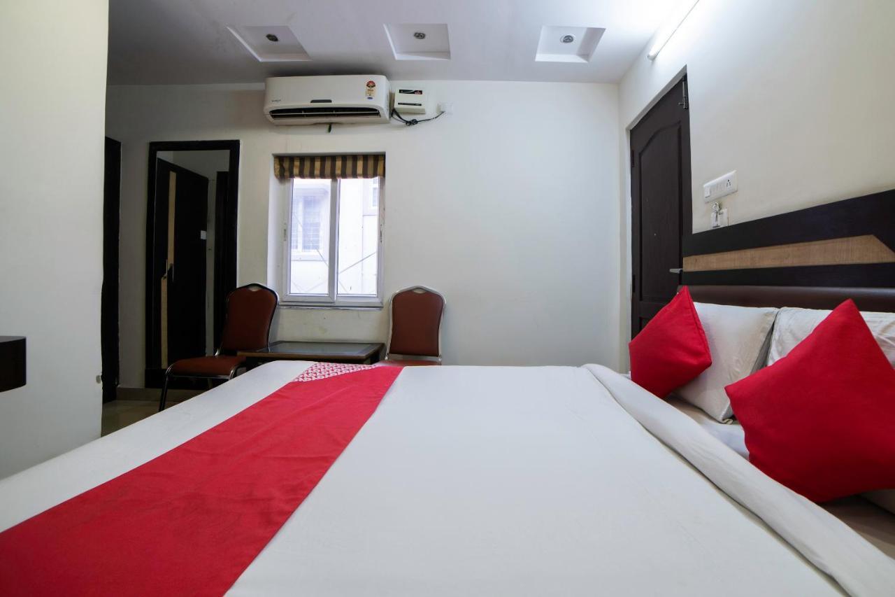 Hotel Oyo 66316 Highway Grand Residency 3*
