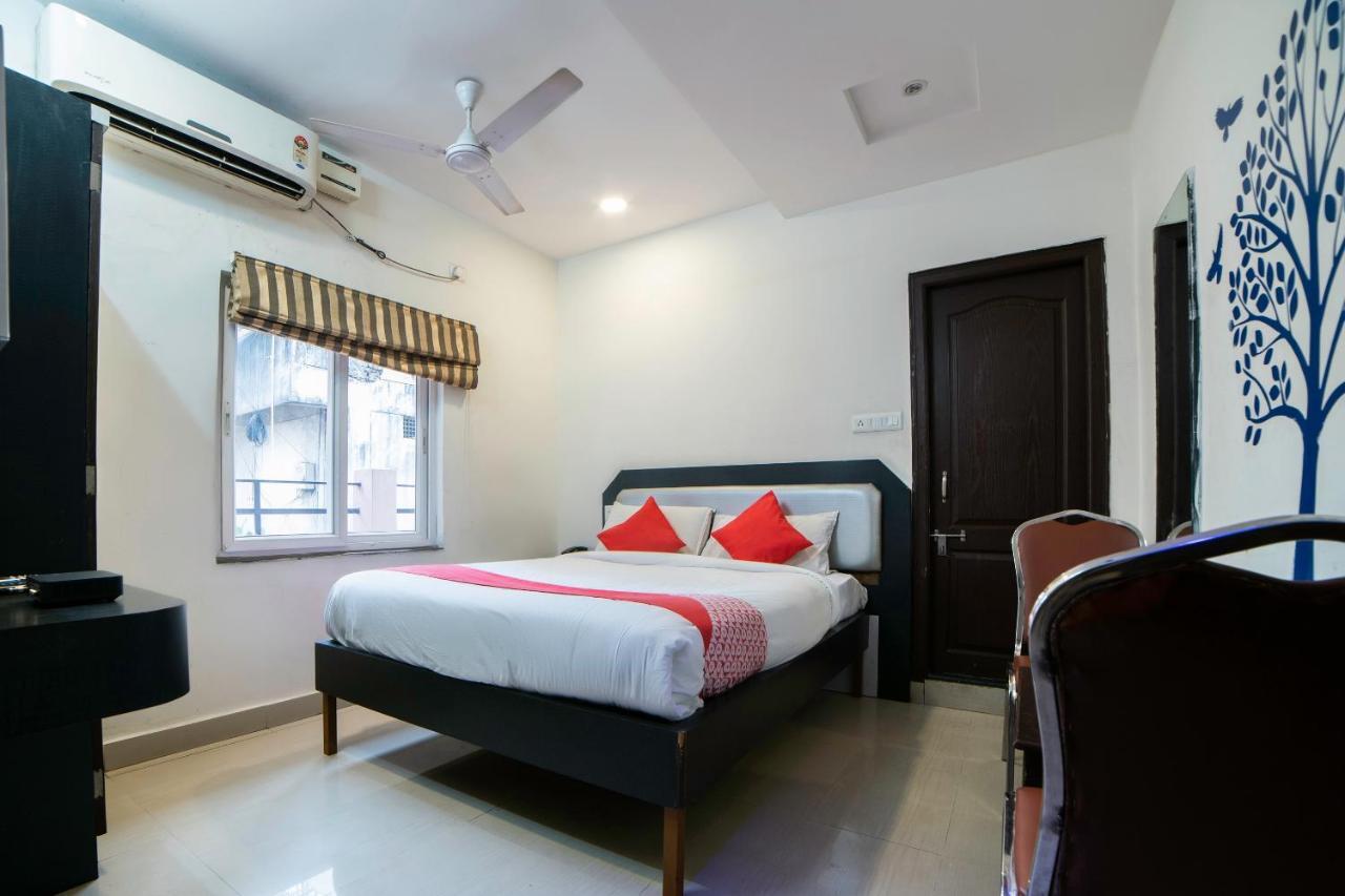 Oyo 66316 Highway Grand Residency Hotel 3*
