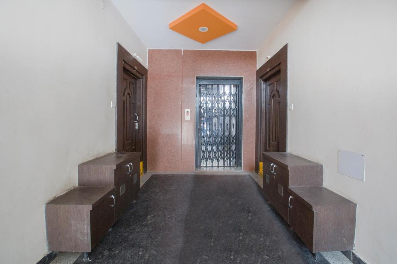 Oyo 10373 The Icon Homes Hyderabad