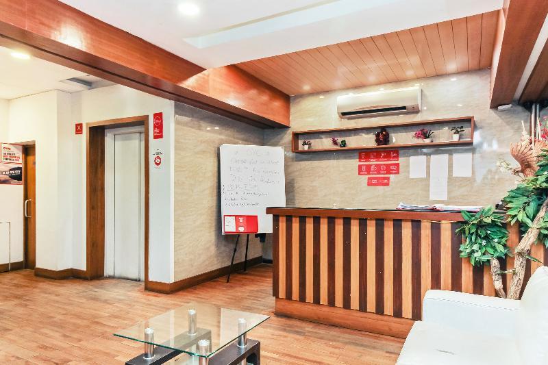 Oyo 9937 Hotel Eaglewood Hotel Hyderabad