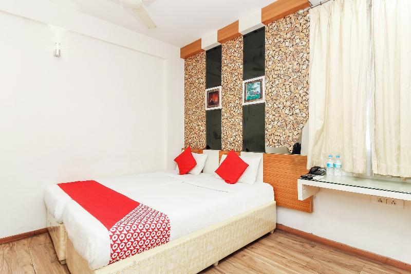 Oyo 9937 Hotel Eaglewood Hyderabad