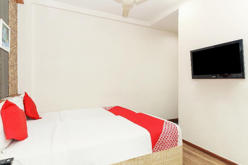 Oyo 9937 Hotel Eaglewood Hotel 3*