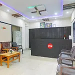 Oyo Flagship 80484G Hotel Srinivasa Grand