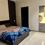Hum Homes - Urban Abode