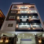 Palette Chanda Nagar Near Gsm Mall