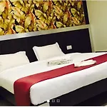 Hotel Olympia Inn