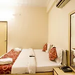 Hotel R - Inn Residency
