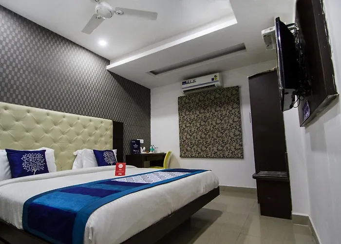 Oyo Hotel Stay Home Near Shilparamam