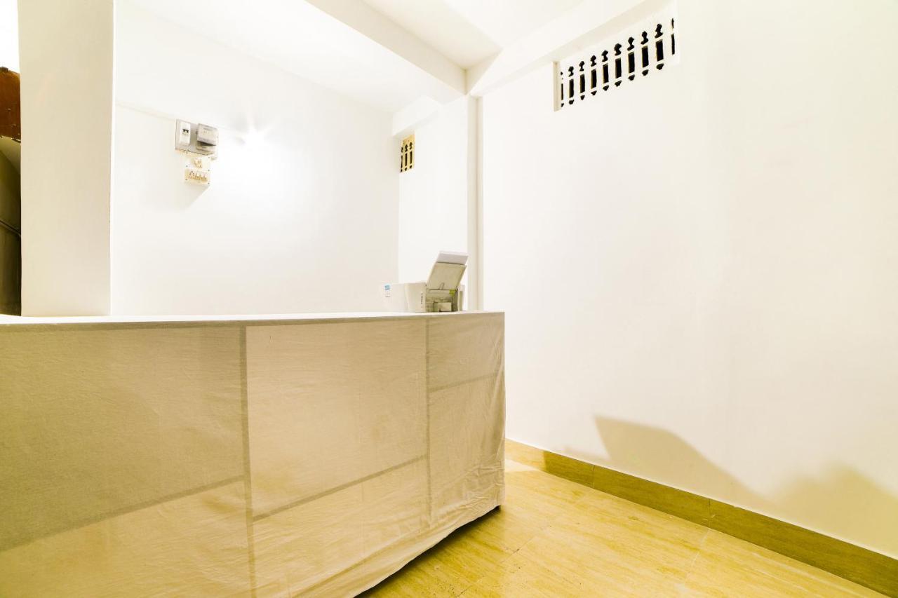 Spot On 74086 Sri Sai Durga Hotel 3*